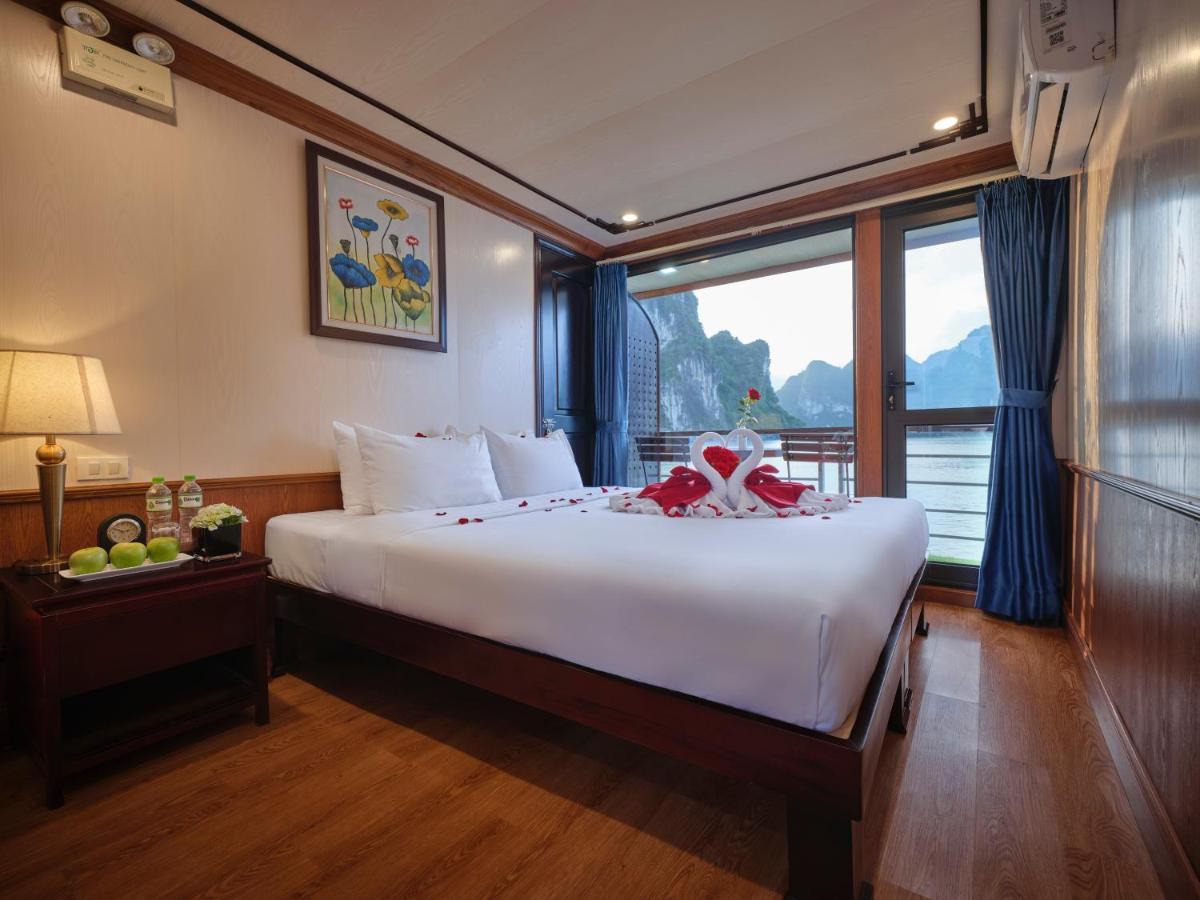 Lavender Elegance Cruises Hotel Ha Long Exterior foto