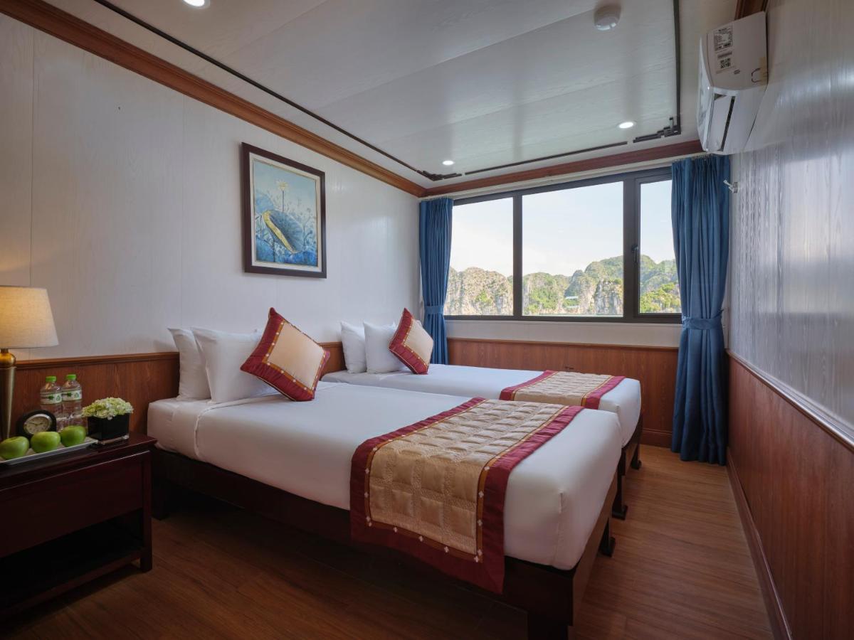 Lavender Elegance Cruises Hotel Ha Long Exterior foto