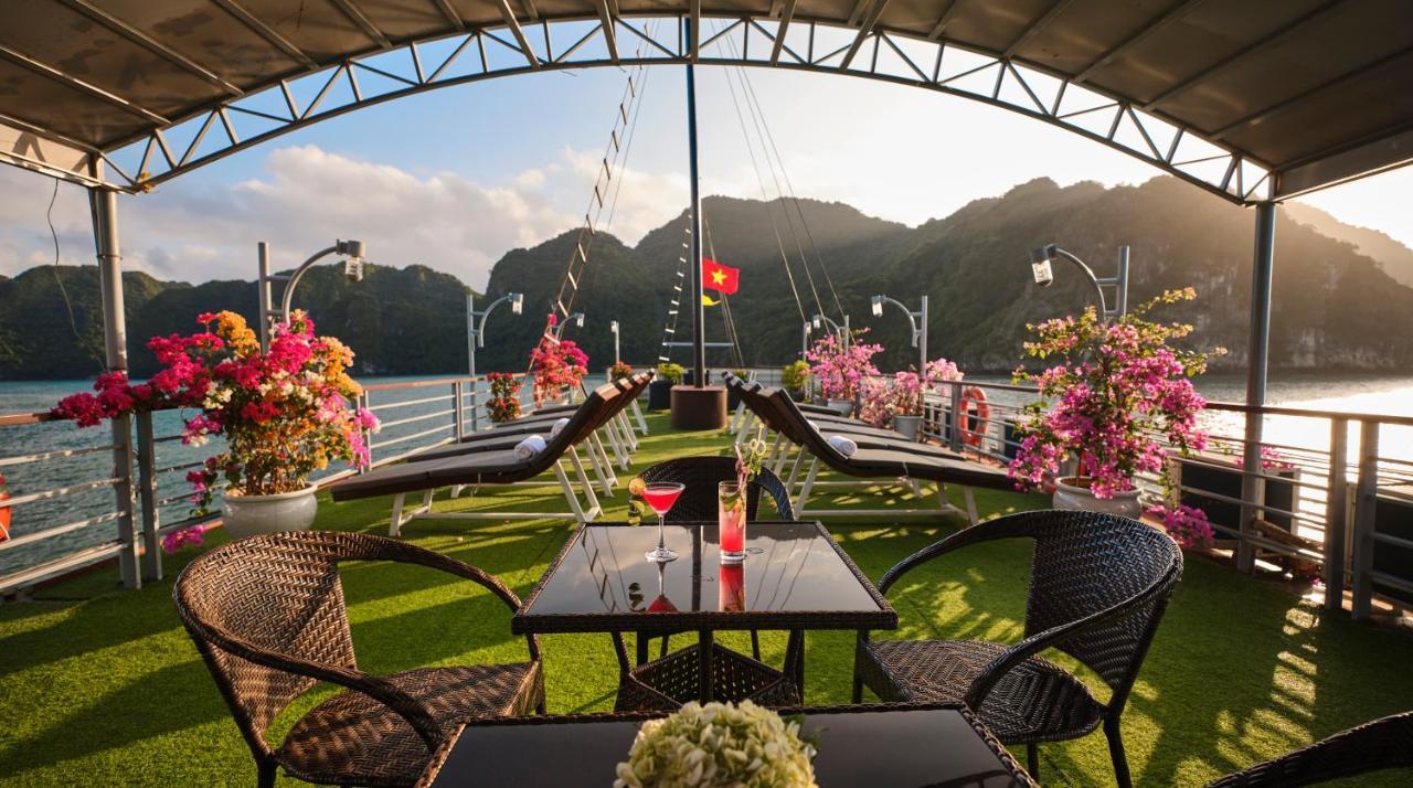 Lavender Elegance Cruises Hotel Ha Long Exterior foto